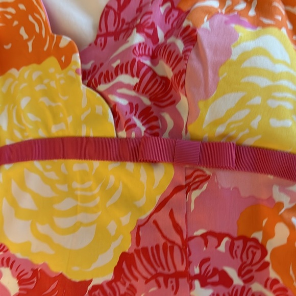 Lily Pulitzer size 0 halter top with zip back. Patterned dress - Picture 4 of 7